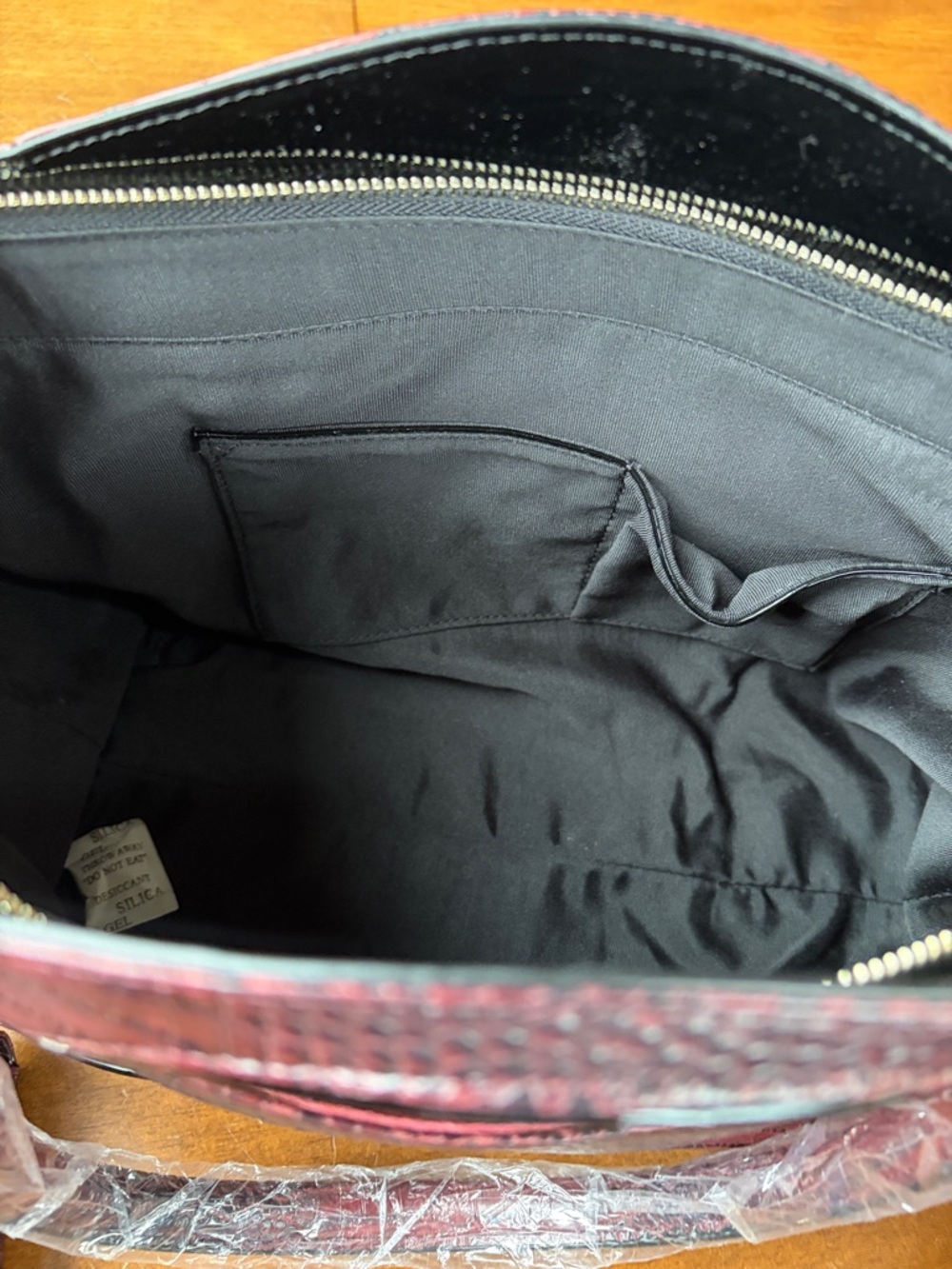 Stauer Hand Bag and Matching Wallet NWOT - Picture 7 of 16